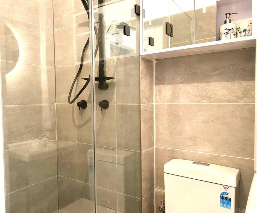 Lux 4br Straithfield House Close 2 Airport/city Casa vacanze Sydney
